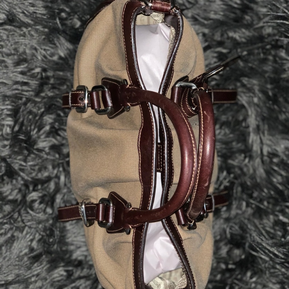 Prada - Picture 12 of 13